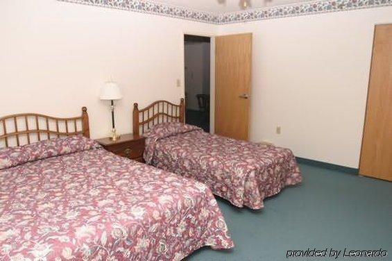 Cabot Inn & Suites Lancaster Room photo