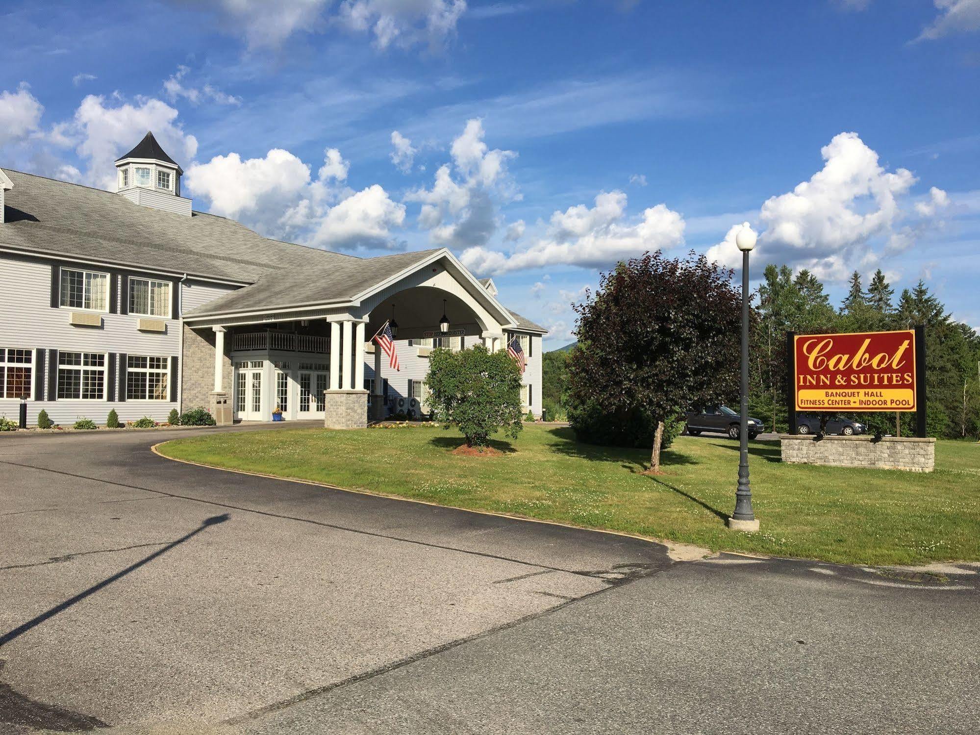 Cabot Inn & Suites Lancaster Exterior photo