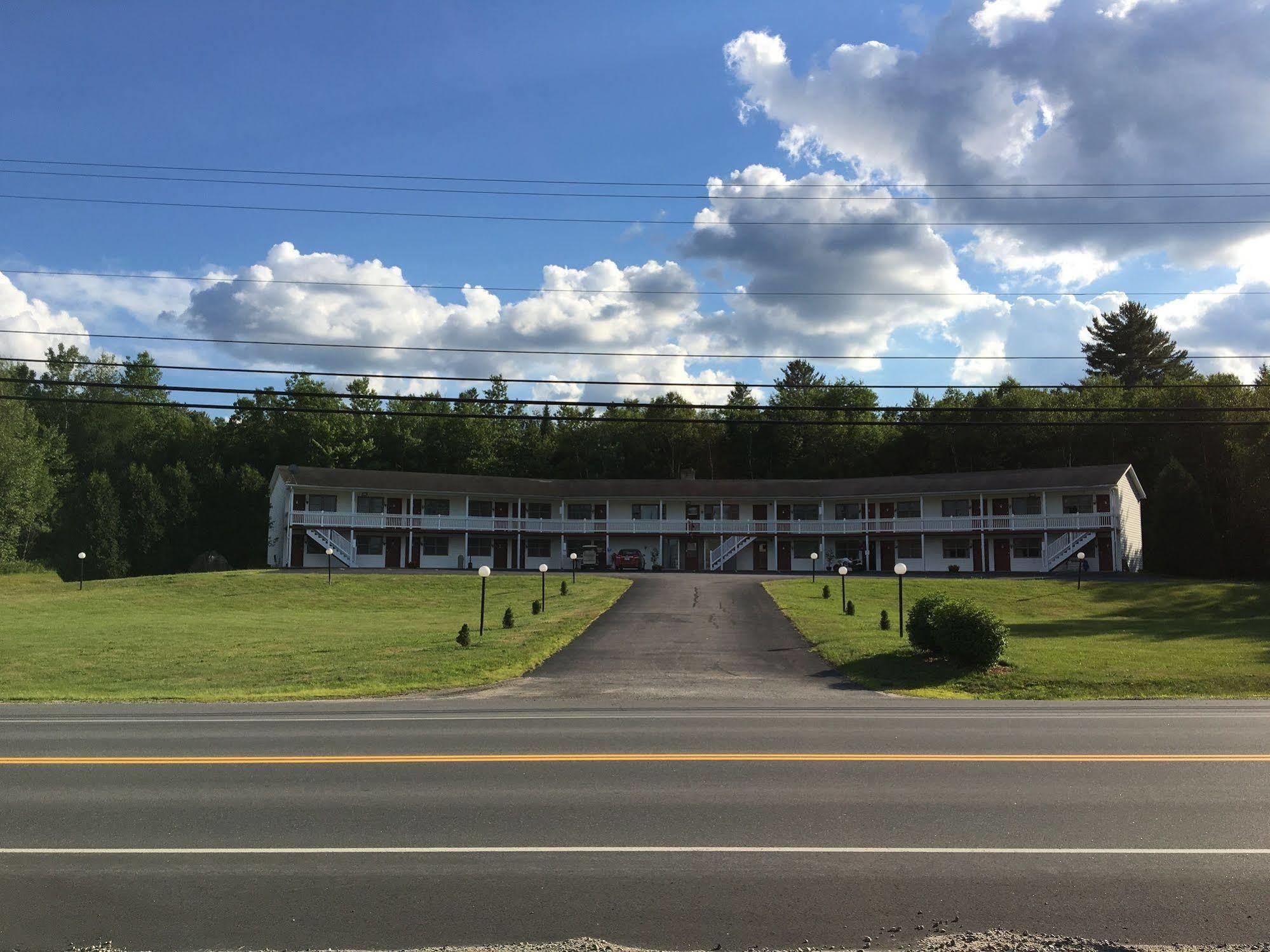 Cabot Inn & Suites Lancaster Exterior photo